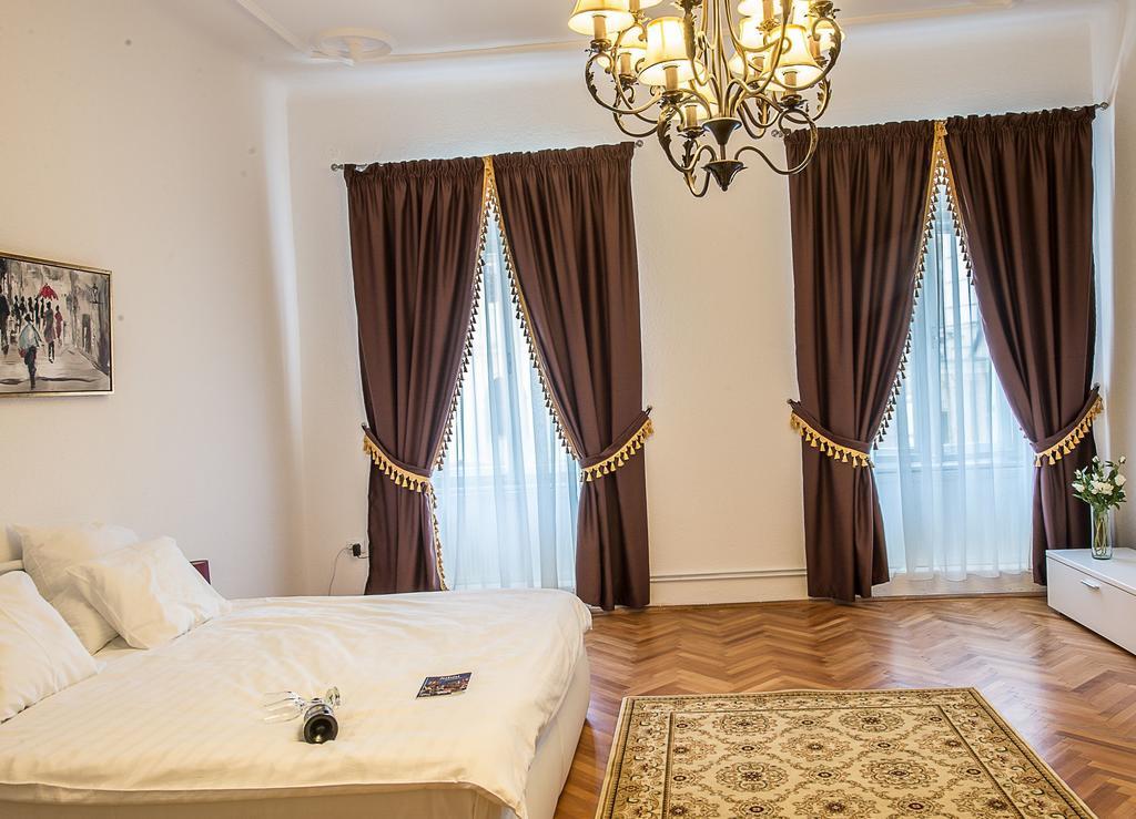 Apartament Piata Mica Сібіу Номер фото