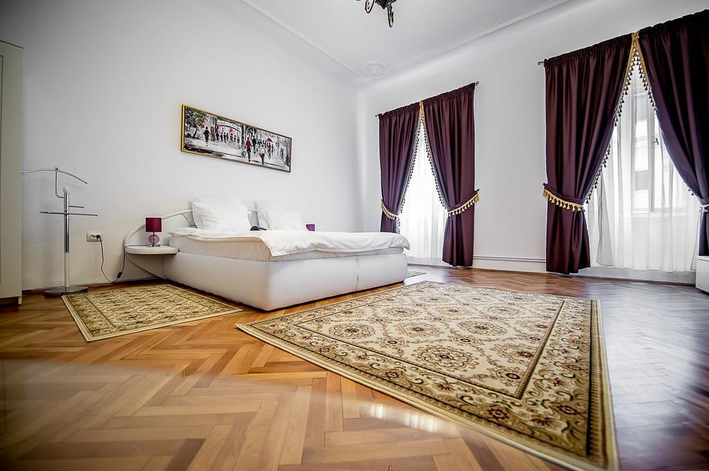 Apartament Piata Mica Сібіу Номер фото