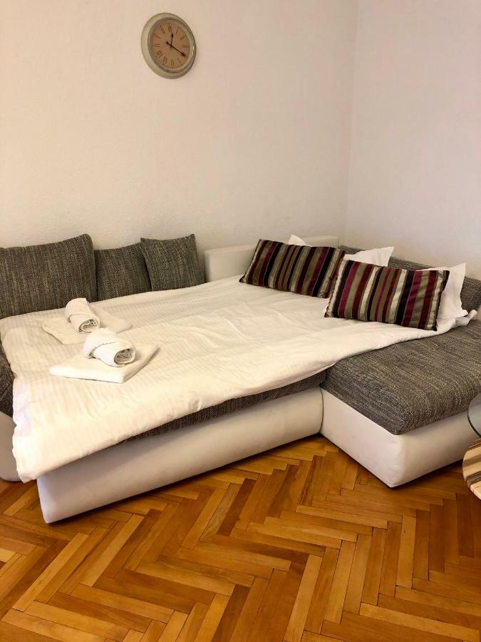 Apartament Piata Mica Сібіу Екстер'єр фото